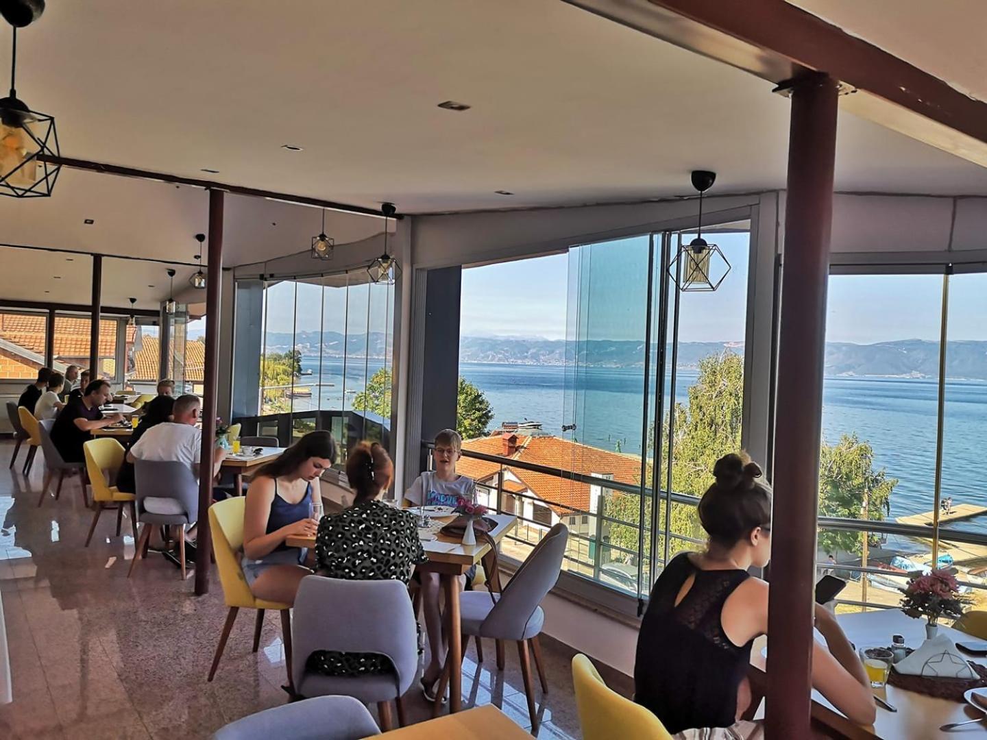 Villa Nika Pestani Bagian luar foto
